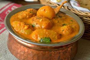 Chatpate Tariwale Dum Ke Aloo