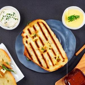 Cheese butter grilled sandwich