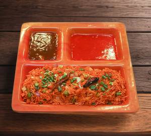 Veg Fry Rice (Normal Spicy) 500 Ml