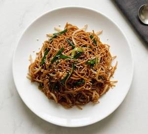 Chicken Hong Kong Hakka Noodles
