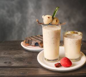 Lichi Milkshake