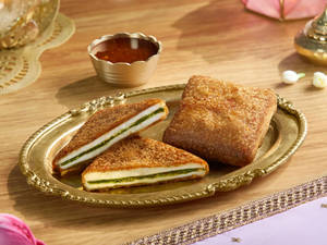 Falahari Singhara Paneer Pakoda (2 Pc)
