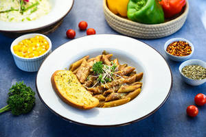 Pasta Penne Porchini Chicken