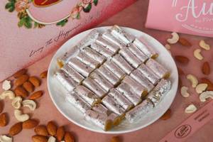 Kaju roll.