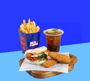 Crunchy fish bao meal