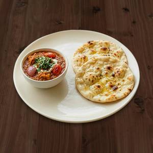 Soya Chaap Gravy with Butter Baan (2 Pcs)