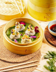 Avocado Salsa Pan Fried Dimsum