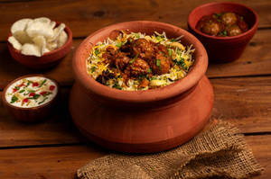 BOMBAY MATKA BIRYANI (chicken Kofta)(p)