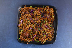 Veg Manchurian Noodles[500ml]
