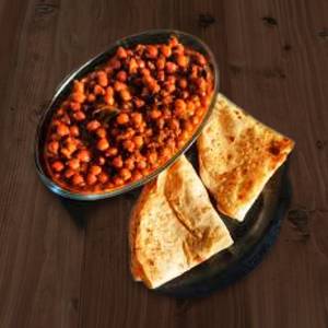 Chana Masala And 2 Roti