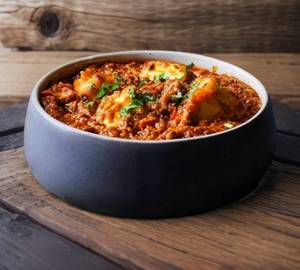 Paneer garlic tawa masala