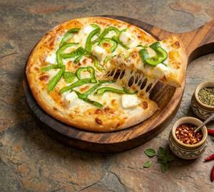Chessy Paneer+capsicum Pizza