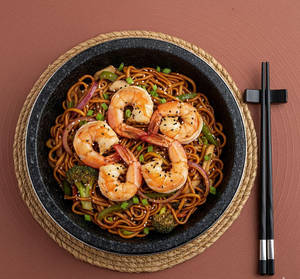 Prawn Hakka Noodles