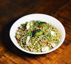 Sprouts With Paneer