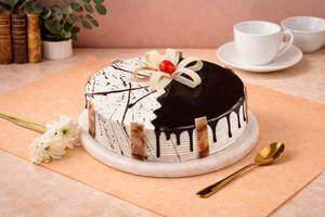 Choco Vanilla Cake