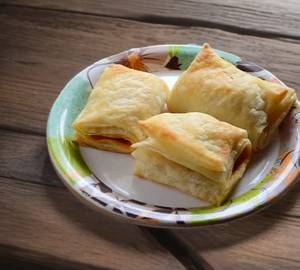 Veg puffs