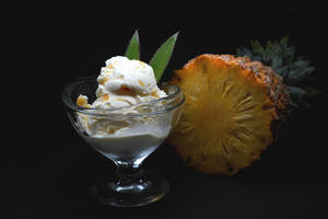 Tropical Ananas