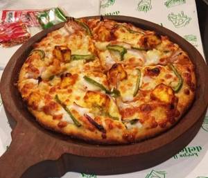 Italian Paneer Makhani Pizza