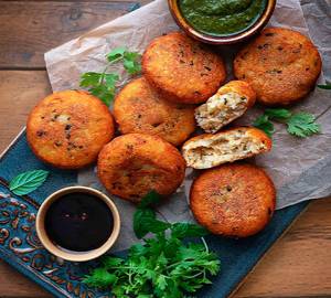 Aloo Cutlet With Green Chutney [150 Gram ]