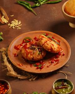 Aloo Tikki Chaat