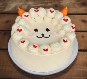 Cute Chocolate Top Of The Design Cake