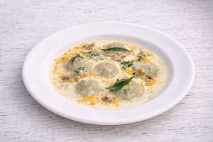 Spinach And Hazelnut Ravioli, Brown Butter And Sage ,Cream