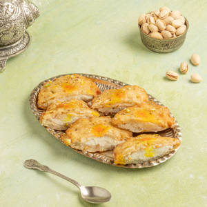 Stuffed Malpoa ( 04 pieces )