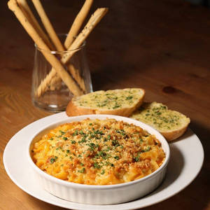 Baked Mac N Cheese Pasta