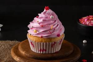 Strawberry Cup Cake