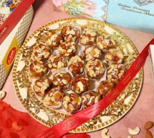 Spl Dry Fruit Laddu