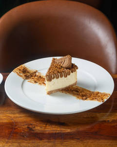 Lotus Biscoff Cheesecake