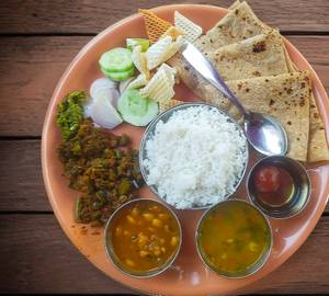 Veg Thali