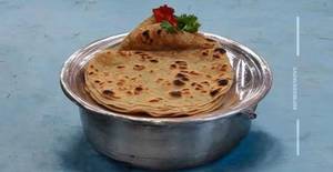 Aloo Paratha In Tandoori
