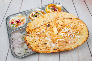 Butter Naan Thali            