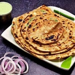 Cheese Paratha In Tandoori