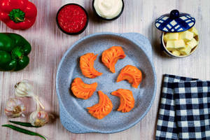 Paneer Tikka Steamed Momos