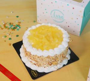 Almond Pineapple Cake