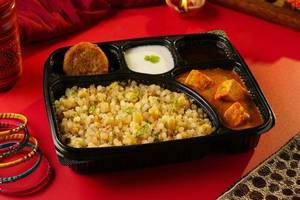 Paneer Makhmali & Upwas Aloo Pattice Bhoj Thali