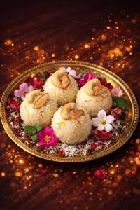 Nariyal Laddu