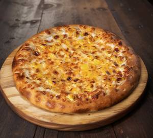 Golden corn pizza
