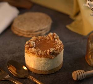 Salted Caramel Crown Cheesecake - Large(550GM)