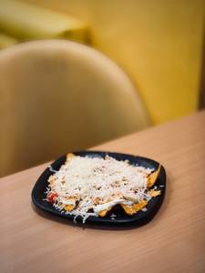 Cheesy Nachos