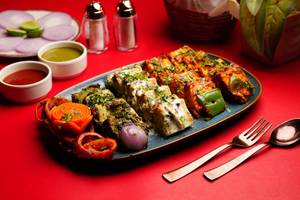 Paneer Tikka Platter (16 Pcs)