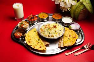 Patangg's Maharaja Thali