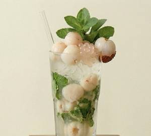 Litchi Mojito