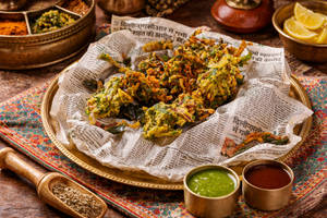 Street Food Onion Pakoda