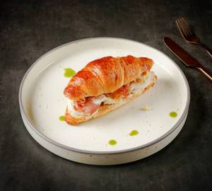 Crispy bacon and egg