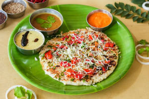 Veg Masala Uttappam