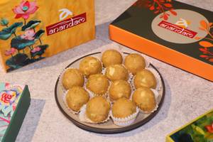 Atta Dry Fruit Laddu