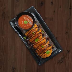 Tandoori Chicken Steamed Momos